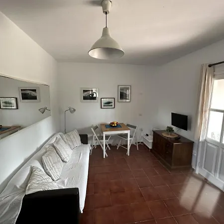 Majo's Retreat דירה טינאחו